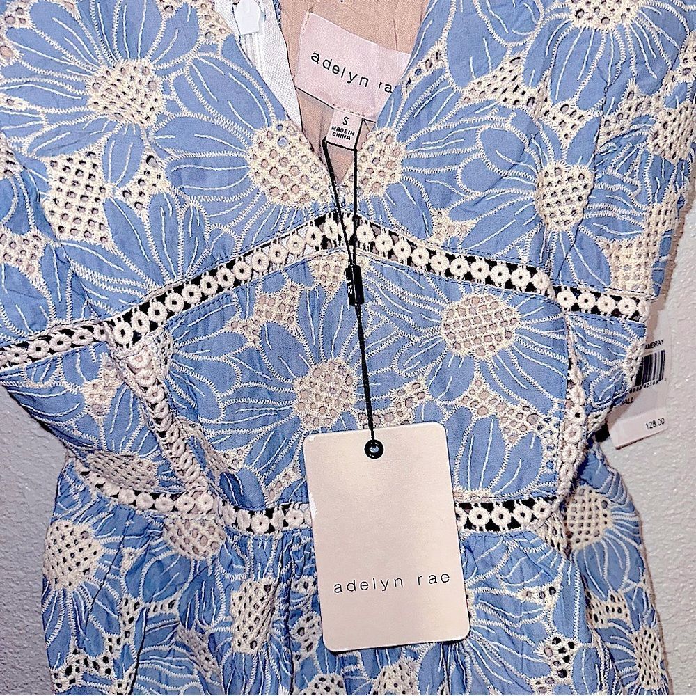 Adelyn Rae Womens Blue Eyelet Chambray Lace Dress Beige NWT $128 Fit n Flare - Picture 12 of 15